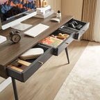 Bureau d'étude de style Mid-Century avec 3 tiroirs de rangement et finition noyer pour bureau à domicile, chambre ou étude.
