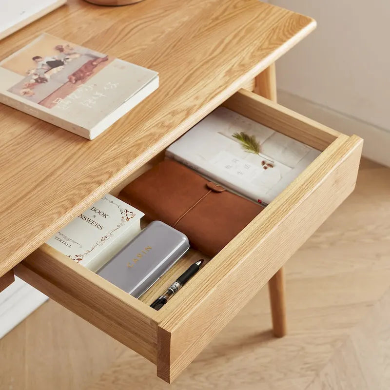 Bureau d'étude en bois massif avec tiroir