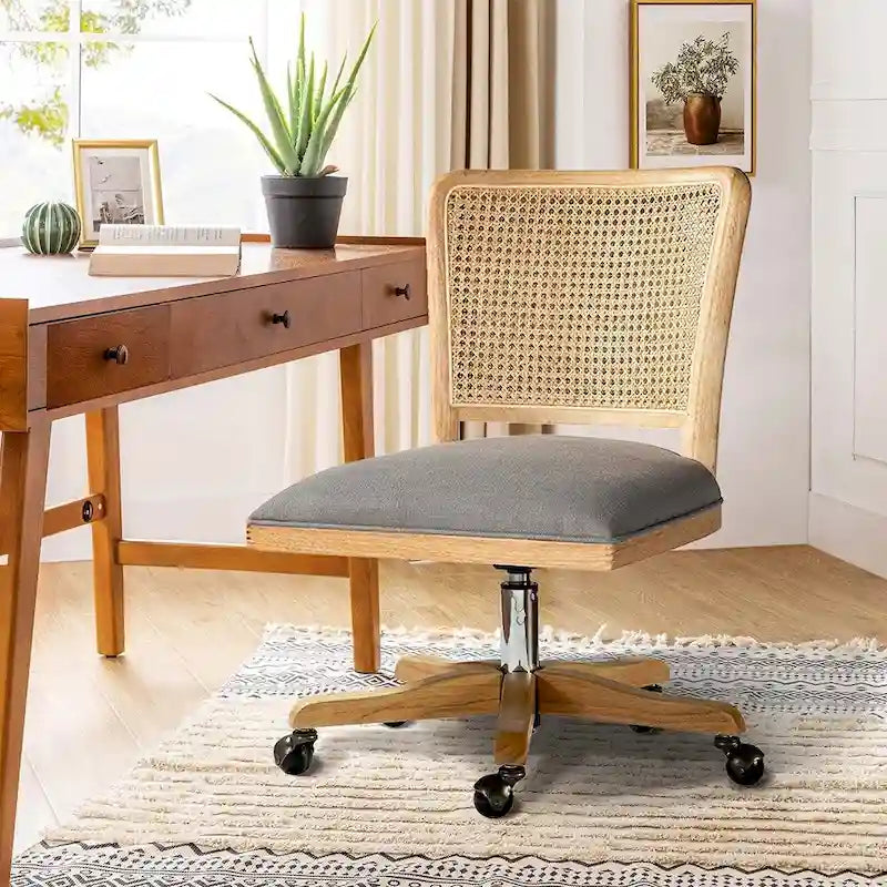 Chaise de bureau moderne Calcutta avec dossier en rotin et pieds en bois massif