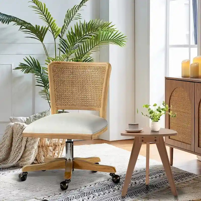 Chaise de bureau moderne Calcutta avec dossier en rotin et pieds en bois massif