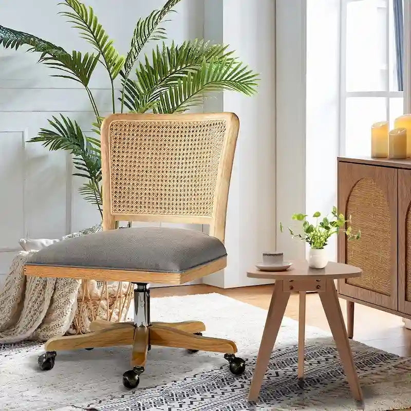 Chaise de bureau moderne Calcutta avec dossier en rotin et pieds en bois massif