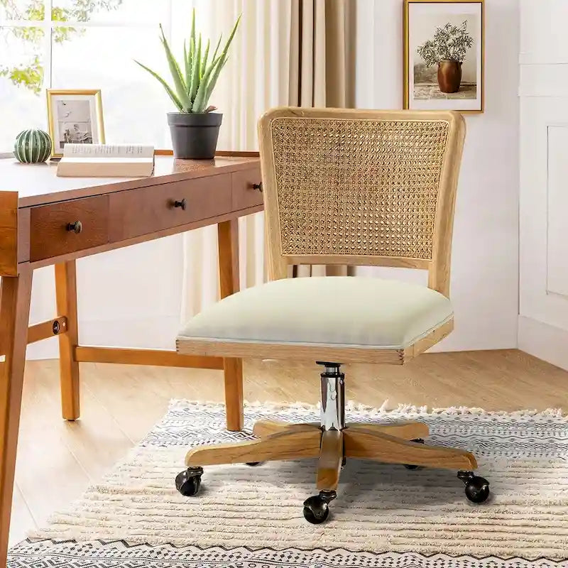 Chaise de bureau moderne Calcutta avec dossier en rotin et pieds en bois massif