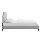 Lit plate-forme Queen en velours performant