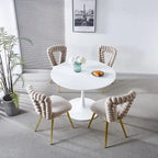 Lot de 4 chaises modernes avec pieds en tube de fer, coussins moelleux et dossier confortable, idéales pour salle à manger et salon